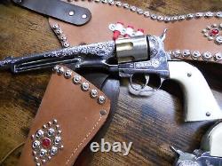 VINTAGE HUBLEY COLT 45 DIECAST CAP GUN /Custom dual holster. EXCELLENT COND# 387