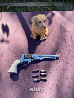 VINTAGE HUBLEY COLT 45 DIECAST CAP GUN With Prop Bullets