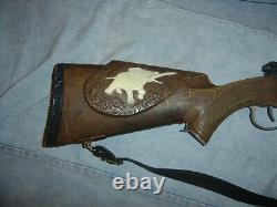 VINTAGE JOHNNY EAGLE MAGUMBA TOY GUN by Topper