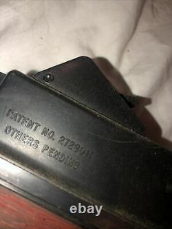 Very rare vintage Crank Cap Tommy burp Gun Mattel pre-tommy burst dick tracy