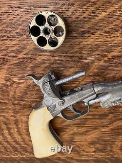 Vintage 14 Hubley Die Cast Model 1860 Colt 45.44 Cal Toy Cap Gun