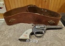 Vintage 1940's KENTON Gene Autry Toy Cap Gun with Keyston Bros Belt and Bullets