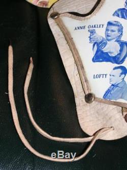 Vintage 1950's ANNIE OAKLEY TV SERIES GUN HOLSTER BELT on ORIGINAL DISPLAY CARD