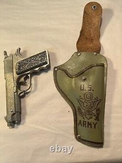 Vintage 1950's Halco military Cap Gun with Holster