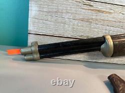 Vintage 1950's Hubley The Rifeman Flip Action Cap Gun Rifle For Parts Inv-2076