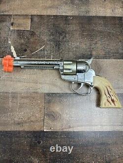 Vintage 1950s Mattel Fanner 50 Diecast Toy Cap Gun Made in USA Cowhide Holster