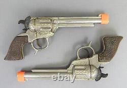 Vintage 1950s Roy Rogers diecast toy cap gun dual double holster playset Schmidt