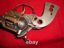 Vintage 1952 Lunde Arms Corp. Spatz Toy Cap and BB Gun. Rare Item