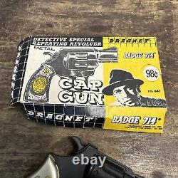 Vintage 1955 Dragnet Badge 714 Detective Cap Gun Revolver Pistol + Box TV Toy