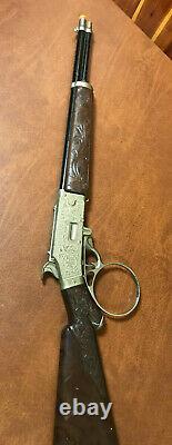 Vintage 1958 Hubley Rifleman Flip Special Rifle Cap Gun