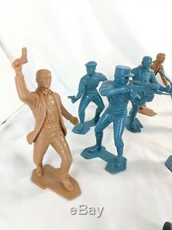 Vintage 1966 Marx The Man from U. N. C. L. E. MGM 12 Figures and Plastic Dart Guns