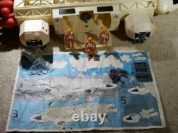 Vintage 1976 SPACE 1999 EAGLE 1 Spaceship Toy COMPLETE PLAYSET-STUN GUNS & BOX