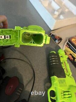 Vintage 1987 Tomy Hasbro Survivor Shot Neon Green Laser Tag Toy Guns Untested