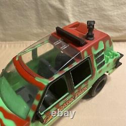 Vintage 1993 Jurassic Park Dinosaur Jeep Explorer Toy Car with Hood & Gun