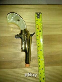Vintage Antique Toy Cap Gun! Very Rare Gold plt Colt Pearl Grips Toy Derringer