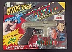 Vintage Canadian Grand Toys STAR TREK TRACER GUN MOC disc gun