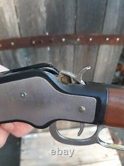Vintage Cap Gun Official Winchester Saddle Gun