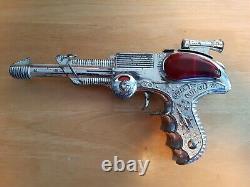 Vintage Chrome BCM Space Outlaw Atomic Pistol Ray Cap Gun 1950's Foo Fighters