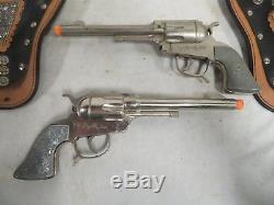 Vintage Classy Roy Rogers Cap Gun Pistols with Holster Working X309