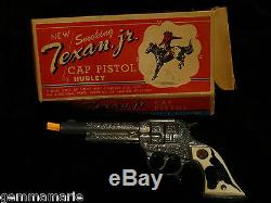 Vintage Cowboy Western Smoking Texan Cap Pistol toy gun Hubley with original Box