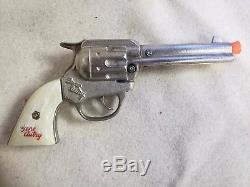 Vintage Gene Autry's Reaping Cap Pistol Toy Gun with White Plastic Grip withBox