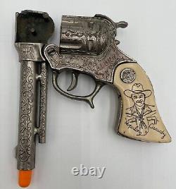 Vintage Hopalong Cassidy Toy Cap Gun Wyandotte