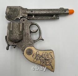 Vintage Hopalong Cassidy Toy Cap Gun Wyandotte