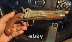 Vintage Hubley Black Powder Style Double Barrel Cap Gun Made In USA Collectible