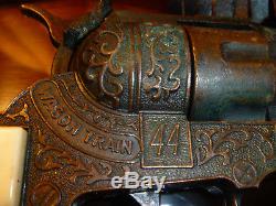 Vintage Hubley Colt 44 WAGON TRAIN Cap Gun and Holster Set