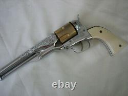 Vintage Hubley Colt 45 Cap Gun and holster -super great shape