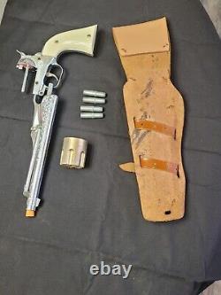 Vintage Hubley Colt 45 Diecast Cap Gun