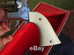 Vintage Hubley No. 281 Colt 45 Cap Gun Toy Pistol with Original box