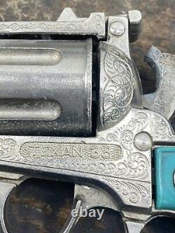 Vintage Hubley Texan 38 Toy Guns Turquoise Grips With Holster