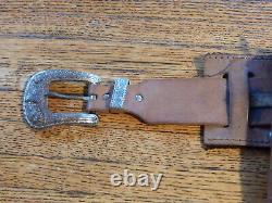 Vintage Hubley Toy Co. Pair of Western Cowboy Cap Guns with Leather Holsters
