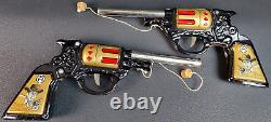 Vintage Japan Tin Cap Gun Pistol Toy Cowboy Indian Perfect Working Condition