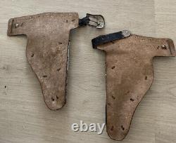 Vintage Lot of 2 Dual Kit Carson Toy Metal Cap Gun with Holsters Rare