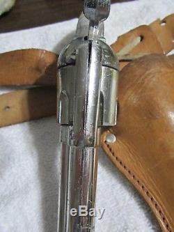 Vintage MATTEL TOY Shootin' Shell Fanner & Buckle Gun- 2 Gun Holster Set