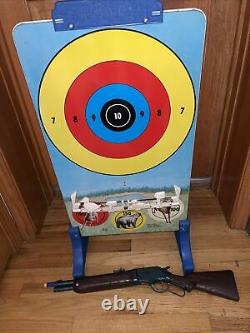 Vintage Marx Toys Targetland Shooting Range Tin Game W Toy gun