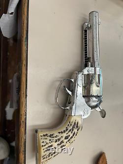 Vintage Mattel Fanner Shootin Shell Gun and Holster Set