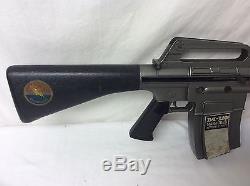 Vintage Mattel M-16 Automatic Rifle toy machine gun, Works Great