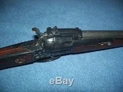 Vintage Mattel Shootin' Shell Colt 6 Shooter Toy Cap Gun Rifle