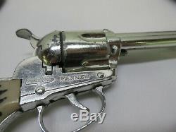 Vintage Mattel Shootin Shell Fanner Toy Cap Guns & Fanner Double Holster