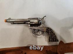 Vintage Mattel Shooting Shell Fanner Cap Gun with Holster