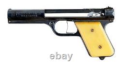 Vintage Metal Yellow Handle Circa 1937 Bulls Eye SHARP SHOOTER Gun Pistol & Box