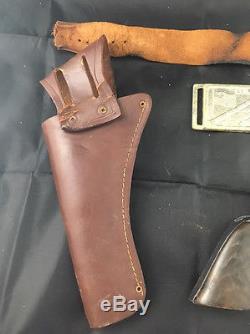Vintage NICHOLS Stallion Model 61 Toy Cap Gun with Civil War CSA USA Belt HOLSTER