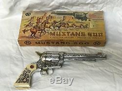 Vintage Nichols Mustang 500 Toy Cap Gun Pistol With Original Box