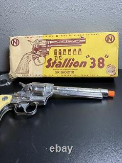 Vintage Nichols Stallion 38 Cap Gun With Original Box