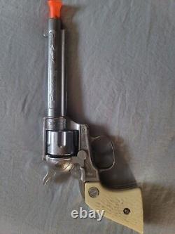 Vintage Nichols Stallion 38 Toy Cap Gun with 2 bullets