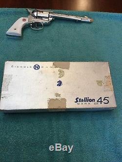 Vintage Nichols Stallion Mark II 45 Toy Cap Gun Box Set