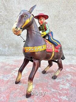Vintage Old HAJI Mark Cow Boy Horse With Gun Wind Up Litho Tin Toy Made In Japan